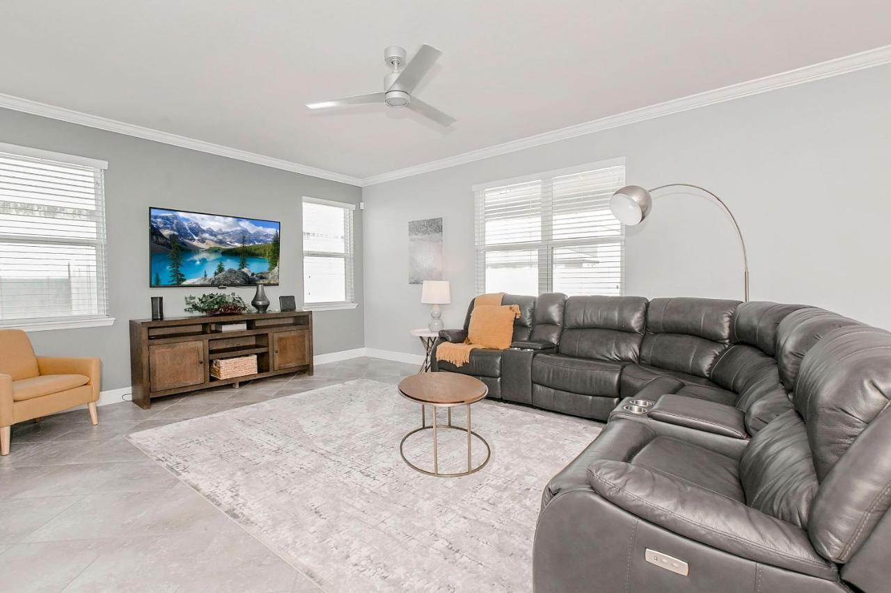 Spacious 4 Bed Home Near Orlando Gated Pool Access Sanford Ngoại thất bức ảnh